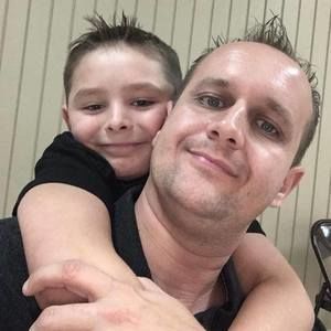 Meet your Posher, Corey